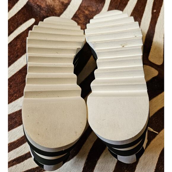 Stella McCartney Sneak-Elyse Monogram Platform Sneakers Sz 37.5 US 7.5 - Picture 8 of 11